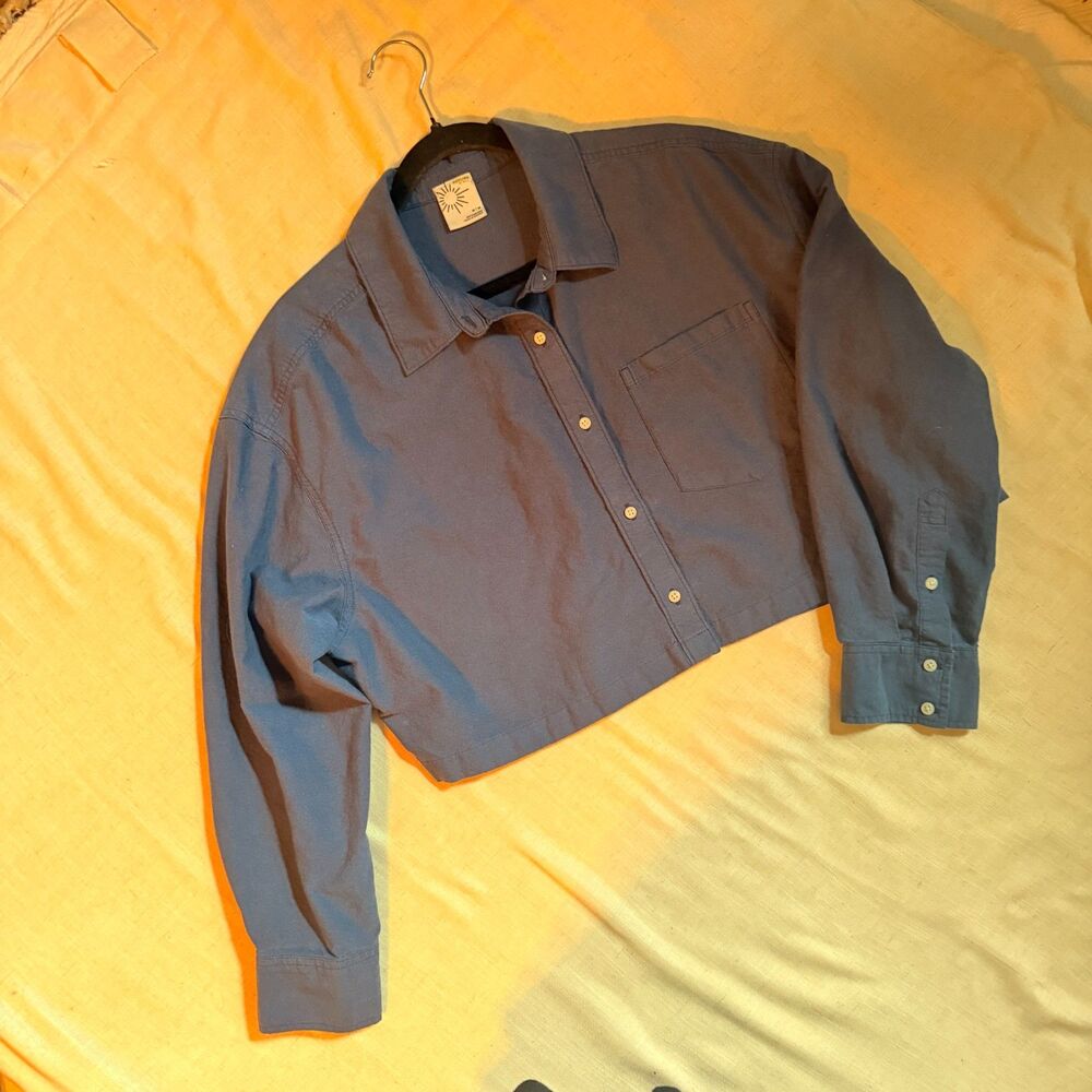 Offline by Aerie cropped boxy button up shirt jacket 100% cottton Medium